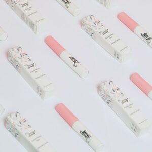 hyper20beauty20lash20glue.jpeg
