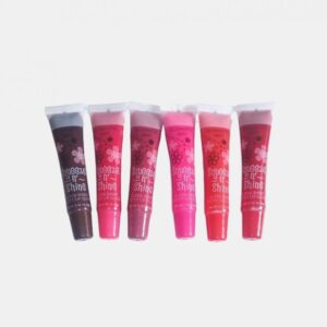 romantic20may20squeezing20 an 20shine20super20shine20lip20gloss20.jpg